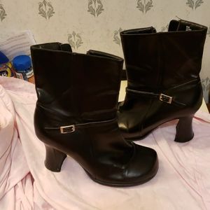 Ankle boots
